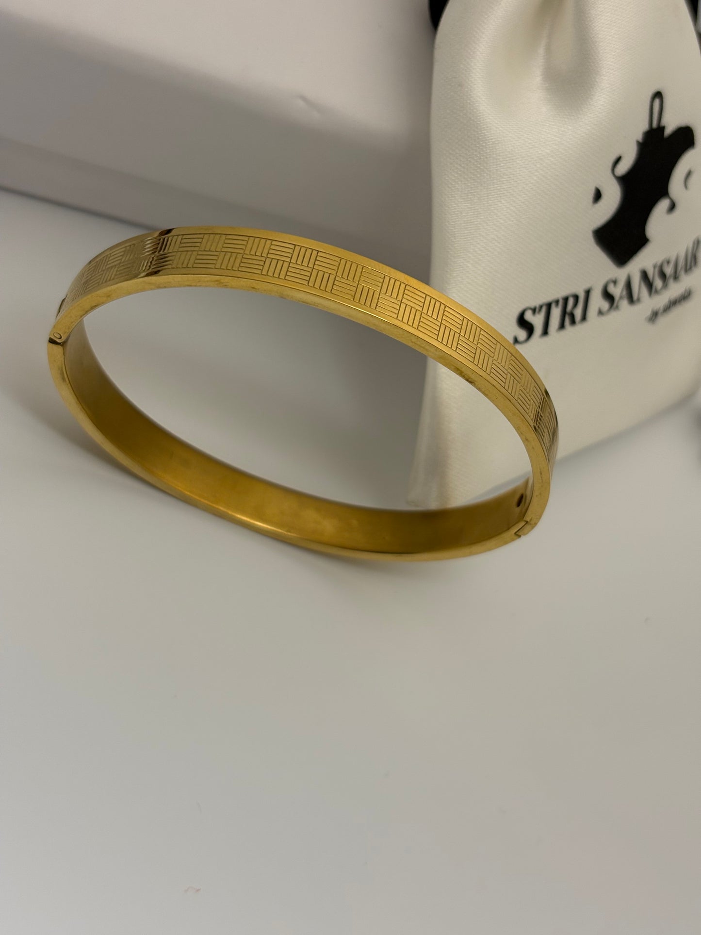 Edge Line Men's Kada