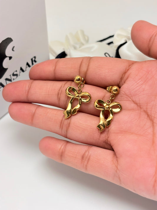 Bow Earings -18k Gold plated