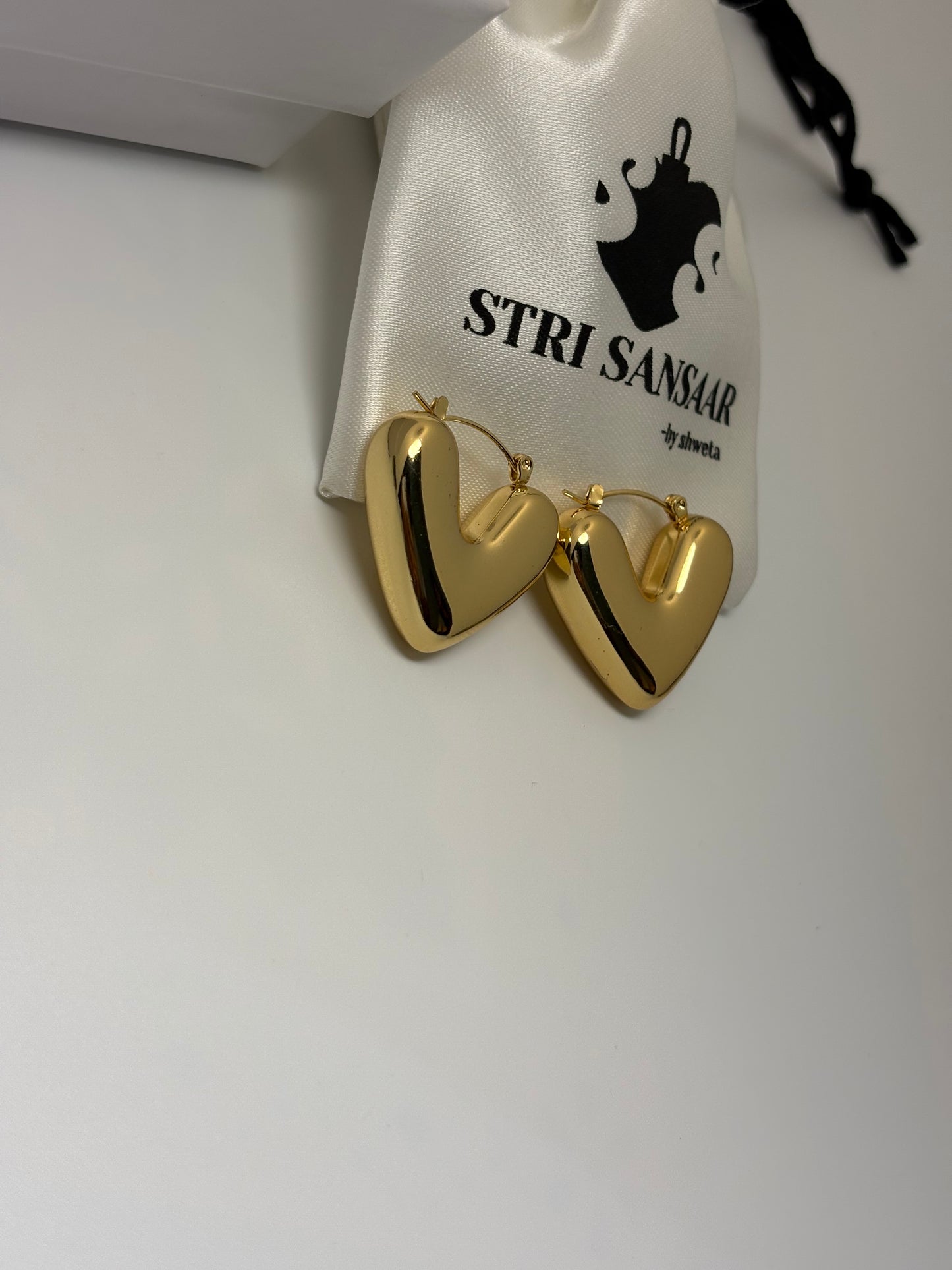 Heart Earring - 18k gold plated