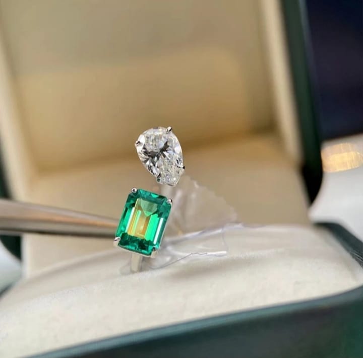 AD- Green Stone Ring Anti Tarnish