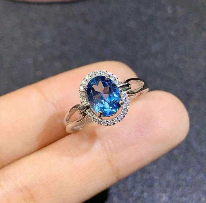 AD- Oval Blue Ring 18k- Anti Tarnish