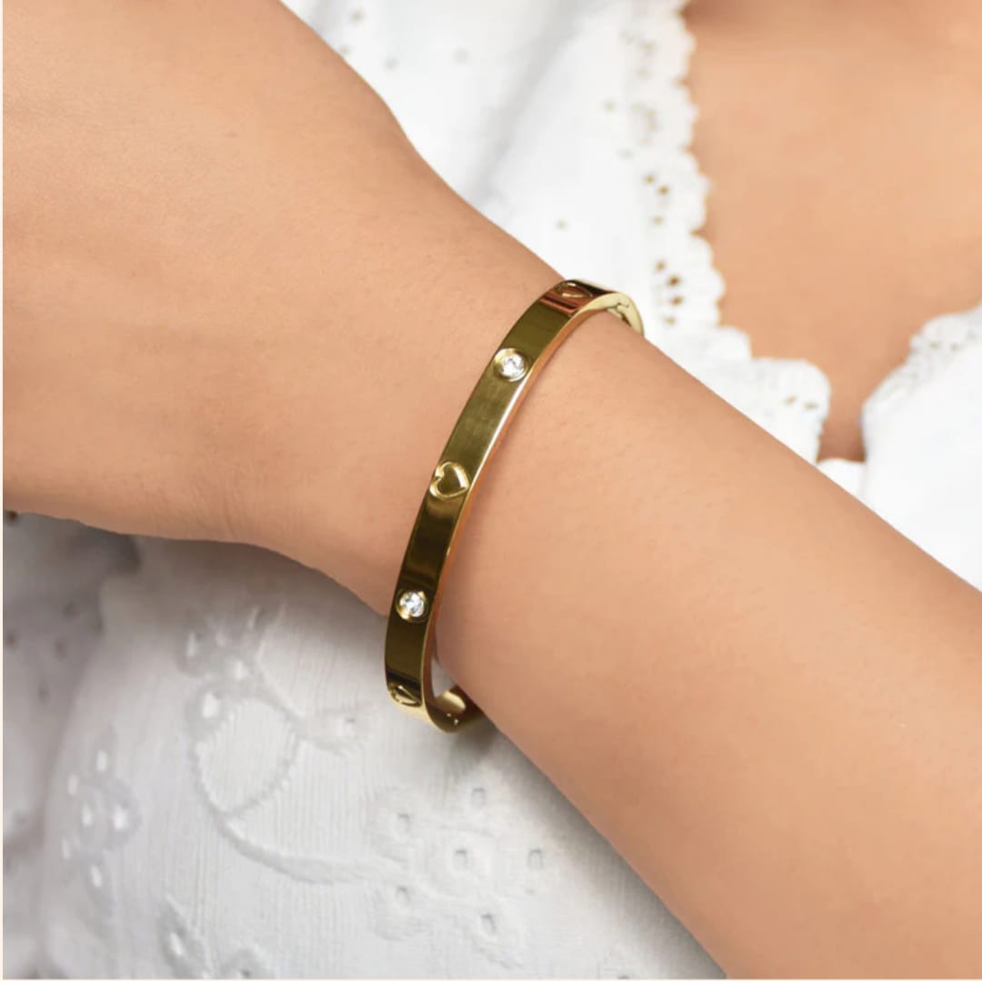 AD Stone Bracelet -18k Gold plated