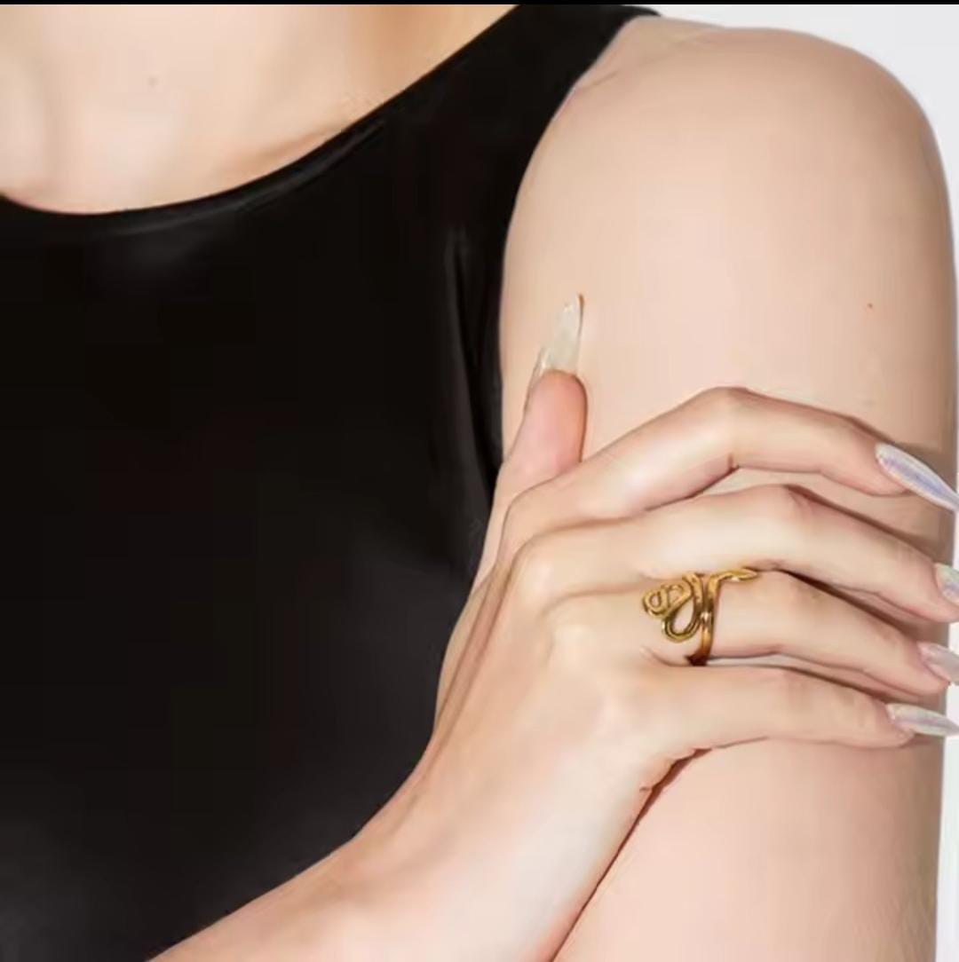 Trendy Snake Ring -18k Gold plated