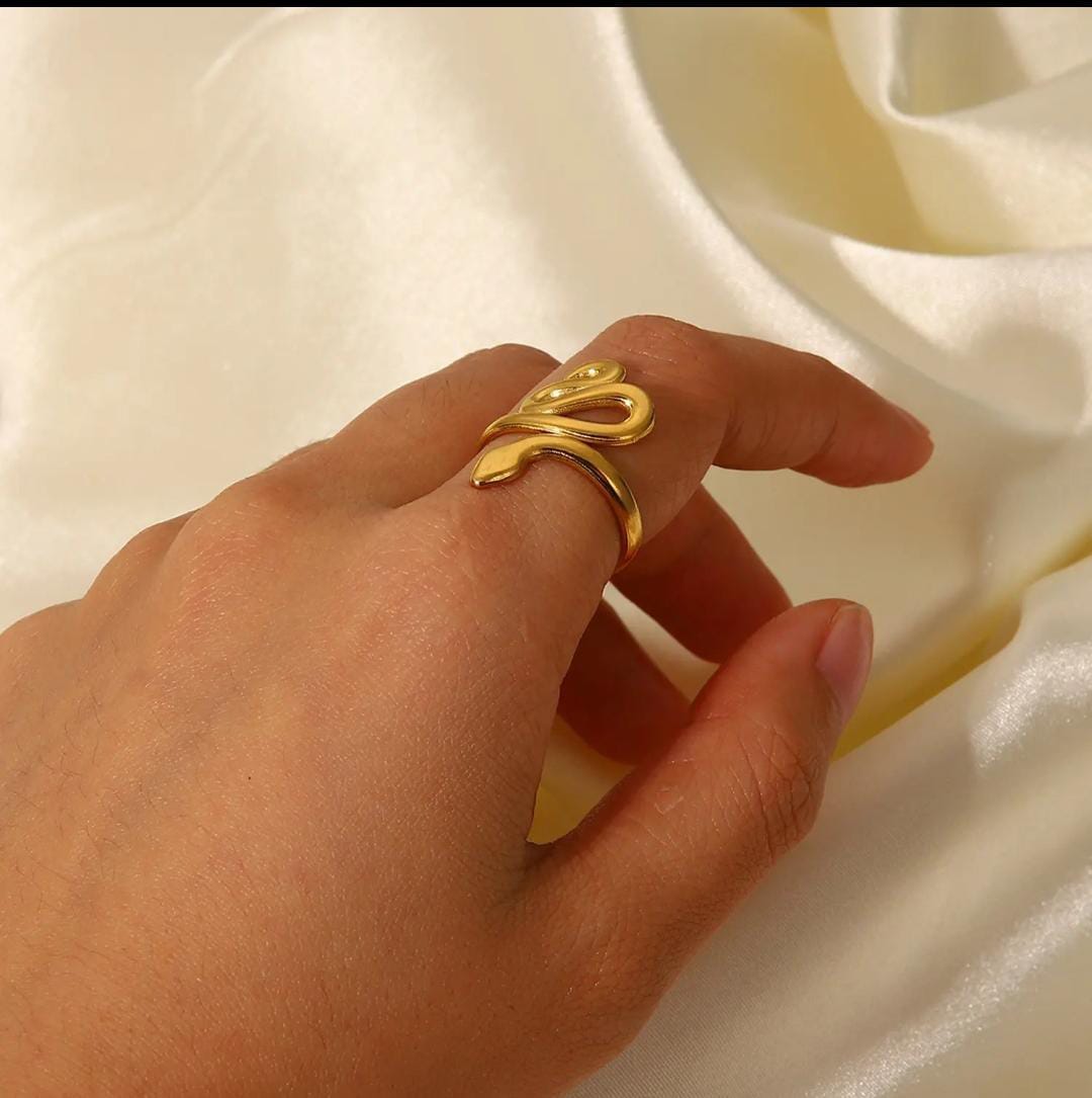 Trendy Snake Ring -18k Gold plated