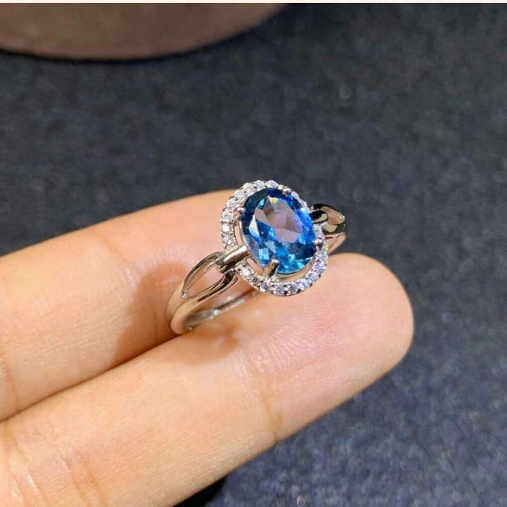 AD- Oval Blue Ring 18k- Anti Tarnish