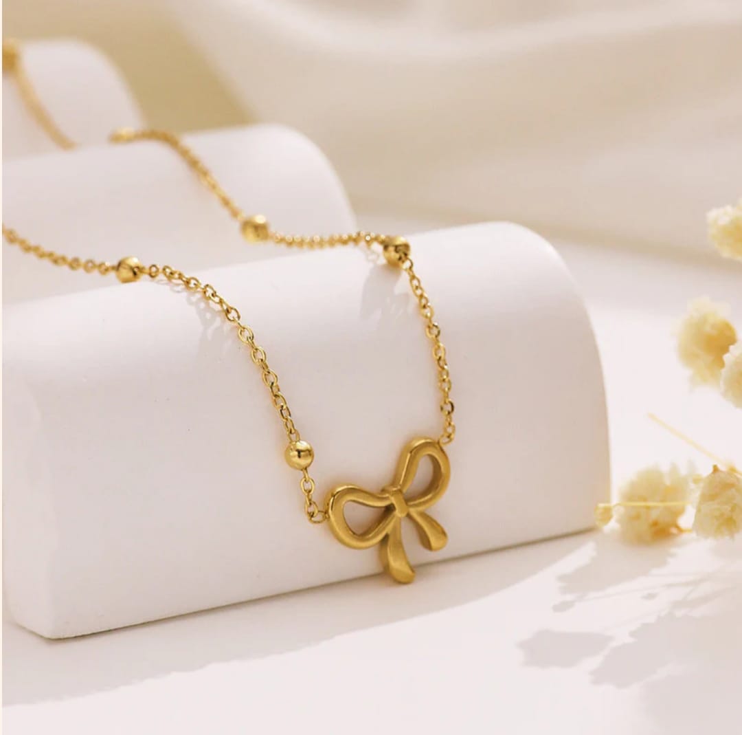 Infinity Bow Pendant-18k Gold Plated